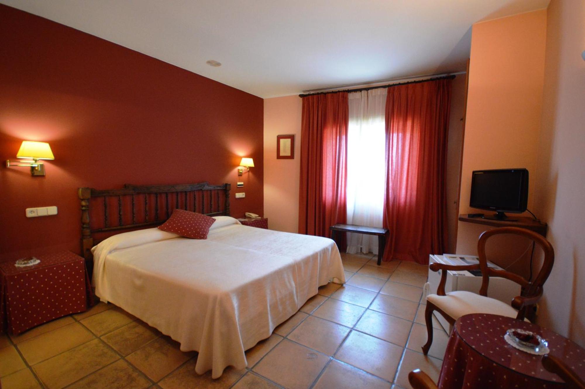 Hotel Can Ceret Сан-Пера-Пасказо Номер фото