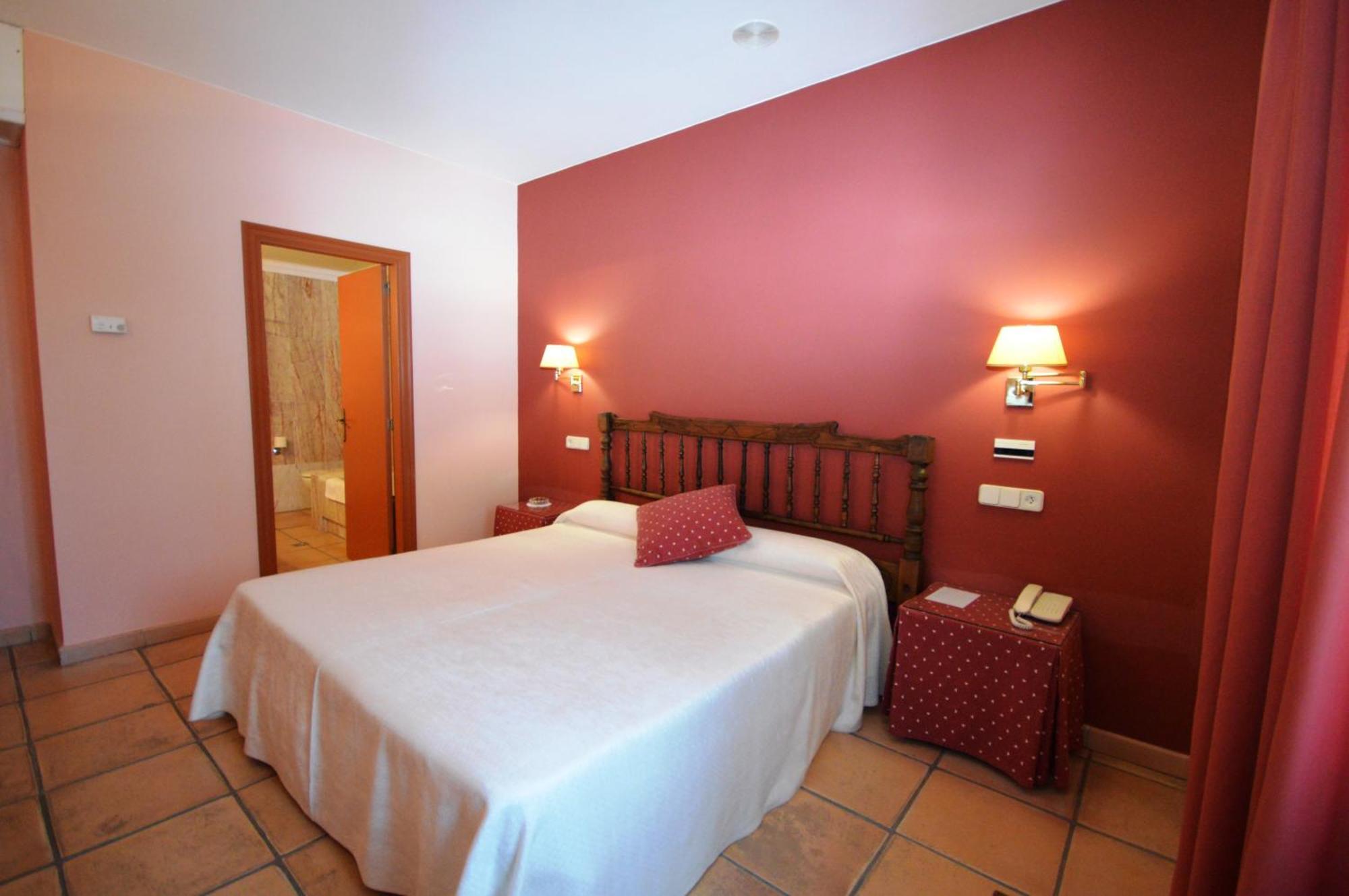 Hotel Can Ceret Сан-Пера-Пасказо Номер фото
